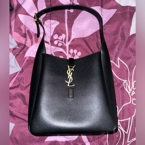 YSL Le 5 a 7 Supple Hobo Bag